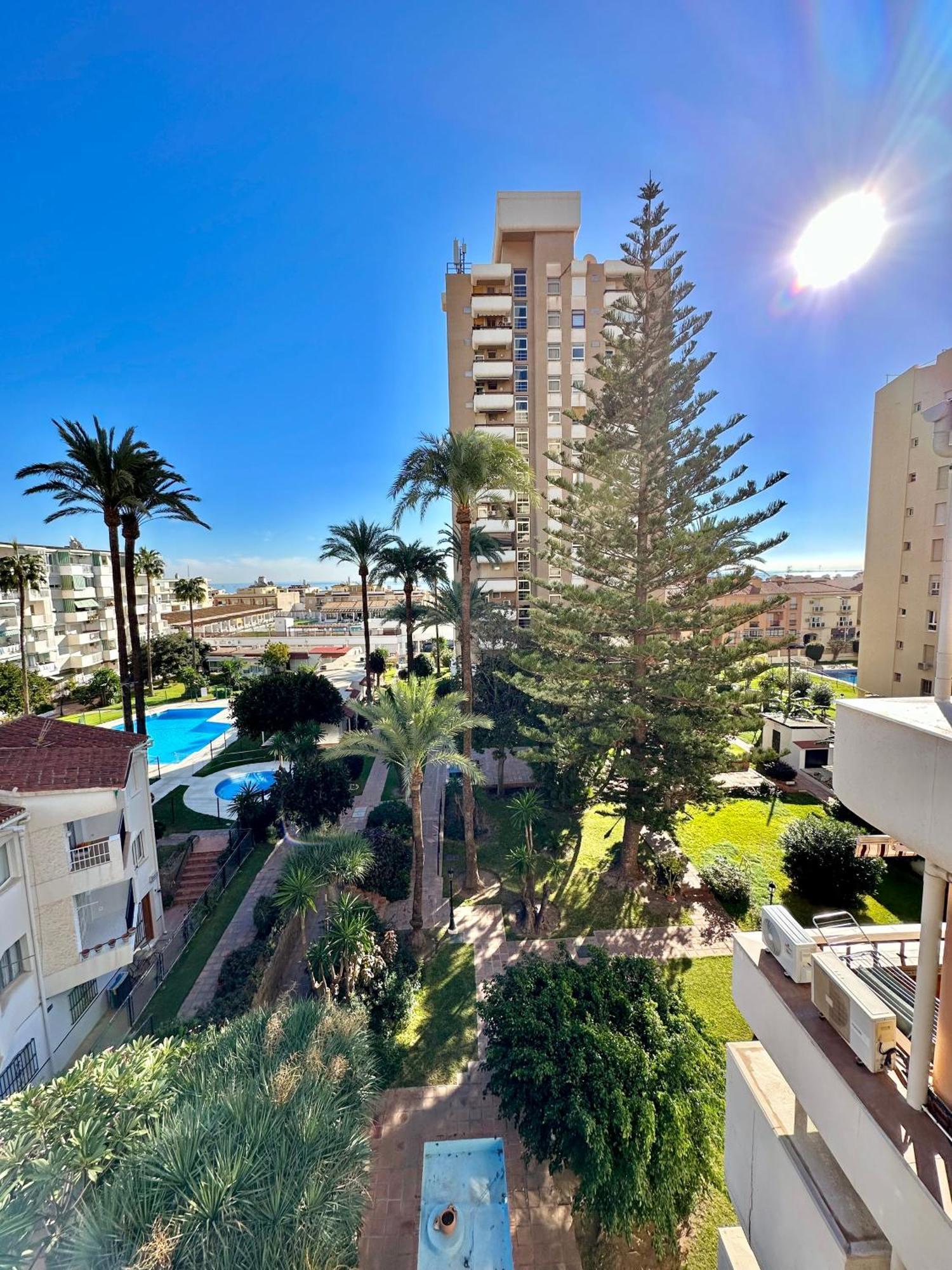 Gorgeous Apartment At The Sea In La Carihuela! Torremolinos Eksteriør bilde