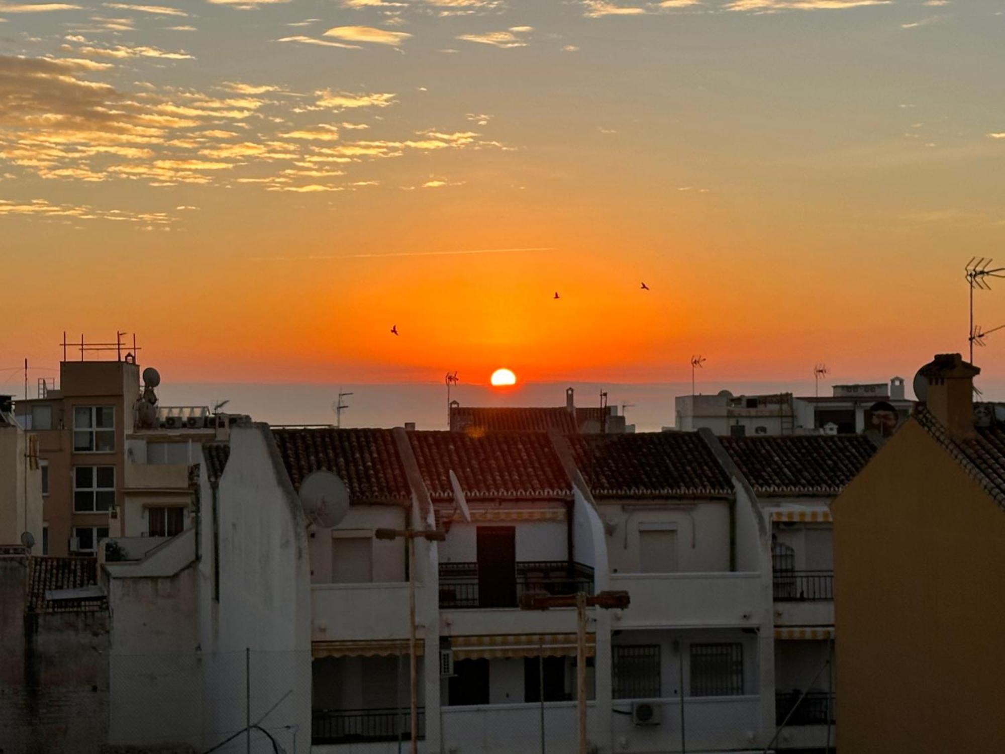 Gorgeous Apartment At The Sea In La Carihuela! Torremolinos Eksteriør bilde
